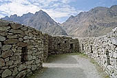 Inca Trail, Runcuracay ruins